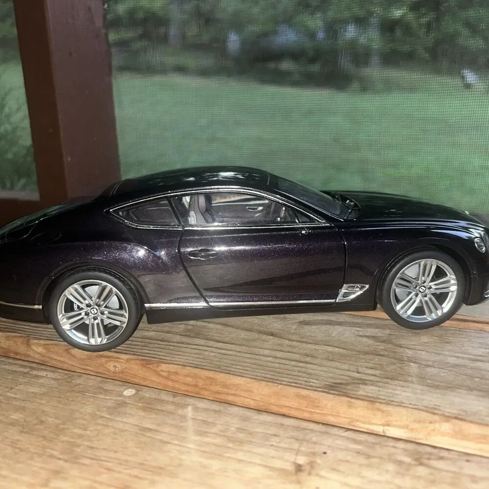 NOREV 2018 Bentley Continental GT 1/18 Scale Damson Violet- MISSING SIDE MIRRORS